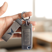Metal Leather Car Key Cover Compatible With Mahindra XUV 500 | 3 Button Flip Key
