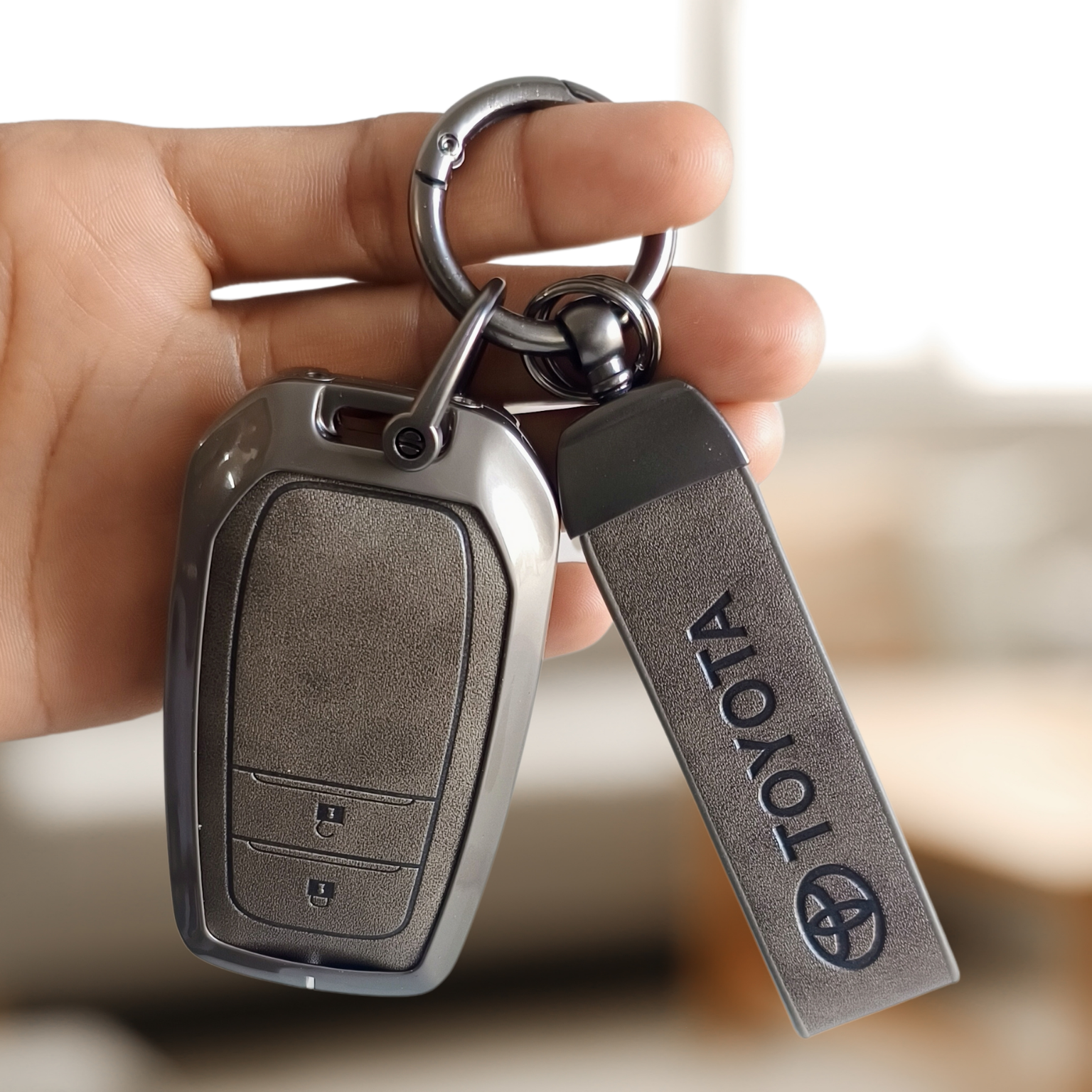 Metal Leather Car Key Cover For Toyota Fortuner, Hilux, Innova Crysta,  Legender, Innova HyCross, Land Cruiser | 2 Button Type M1 Push Start Smart Key